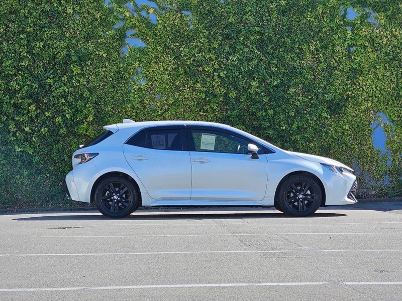 2022 Toyota Corolla SPORT, photo 2