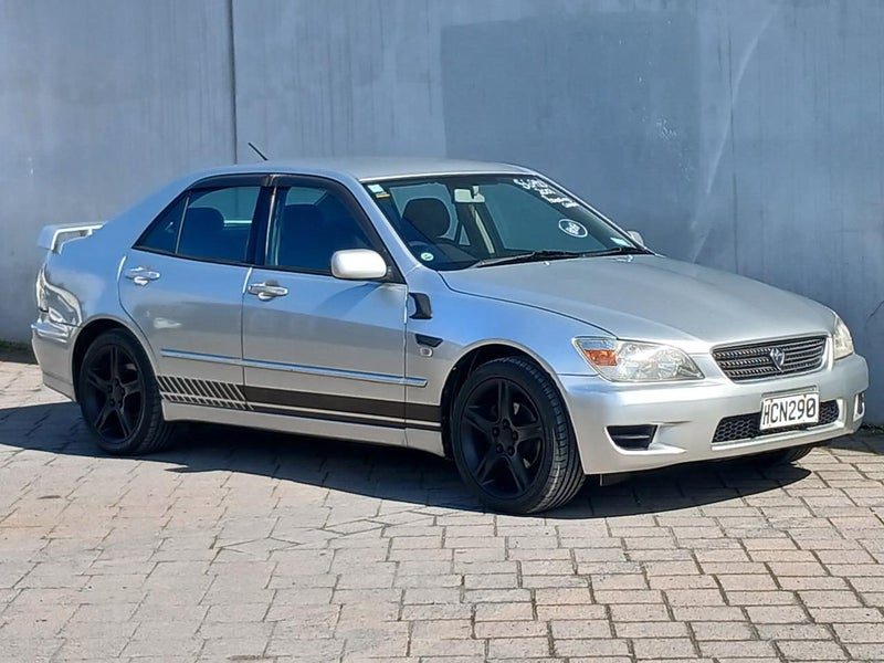 2001 Toyota Altezza