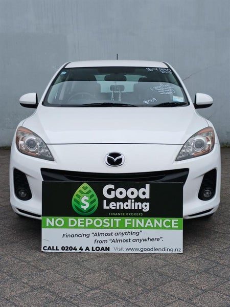 2013 Mazda 3 TIDY WHITE HATCH WITH A SPORTY LOOK, photo 2