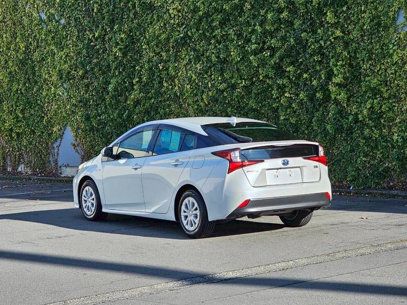 2019 Toyota Prius 1.8S Safety Plus, photo 3