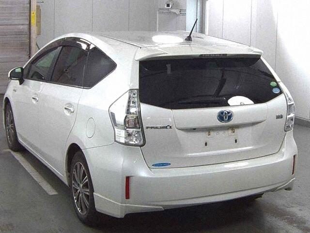 2014 Toyota Prius Alpha 7 Seater S Tune Black, photo 2