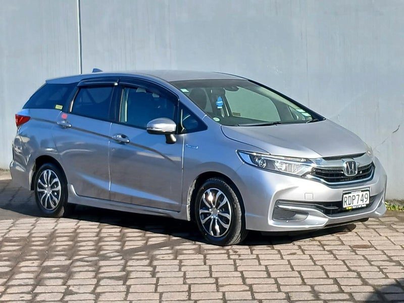 2019 Honda Shuttle Hybrid. Practical. Very Tidy