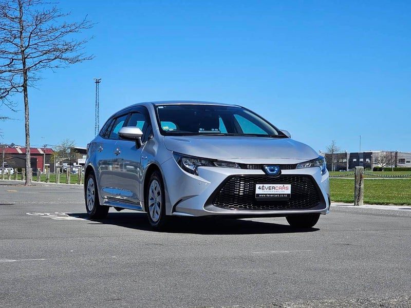 2021 Toyota Corolla Touring Hybrid, photo 2