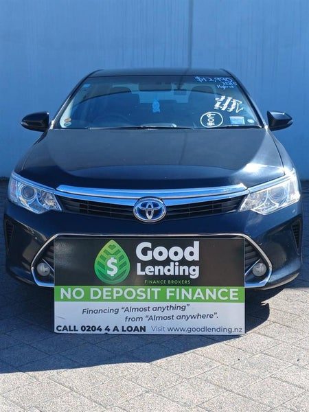2015 Toyota Camry Hybrid, photo 2