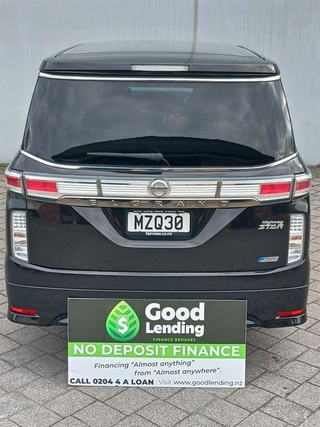 2013 Nissan Elgrand, photo 3