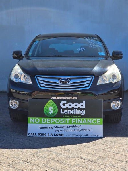2011 Subaru Outback, photo 2