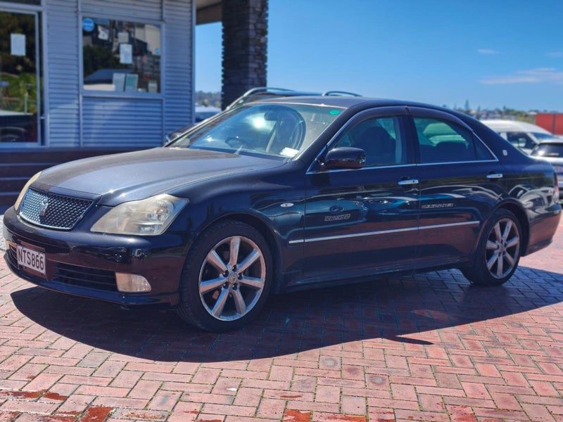 2005 Toyota Crown 3.0L; Reversing Camera, photo 3