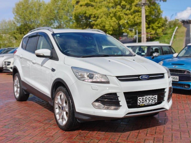 2013 Ford Kuga 4WD; SunroofLeather seats