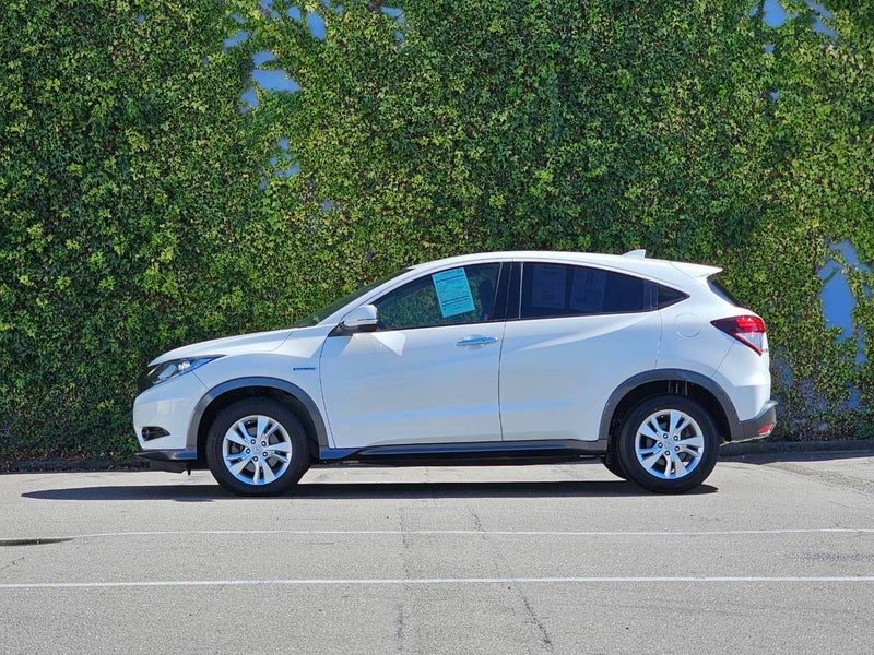 2017 Honda Vezel 1.5 Hybrid 44,264 Certified Kms, photo 2