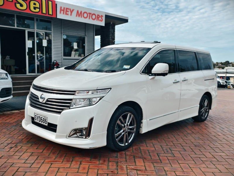 2012 Nissan Elgrand, photo 3