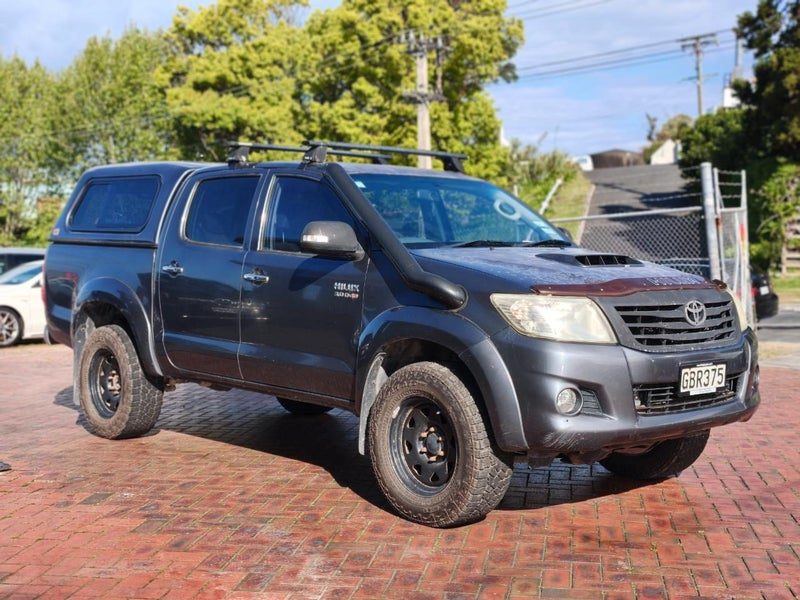 2011 Toyota Hilux SR5 4WD 3.0TD; Towbar