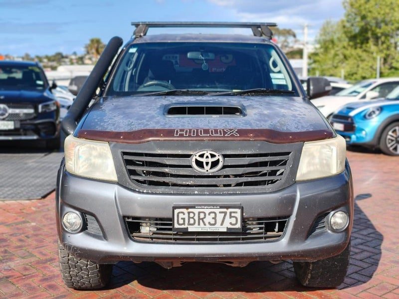 2011 Toyota Hilux SR5 4WD 3.0TD; Towbar, photo 2