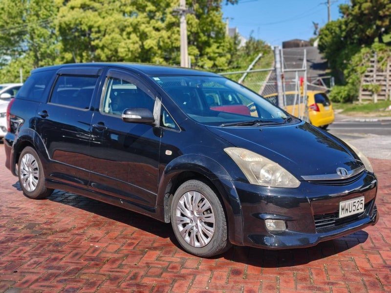 2007 Toyota Wish 7 Seats