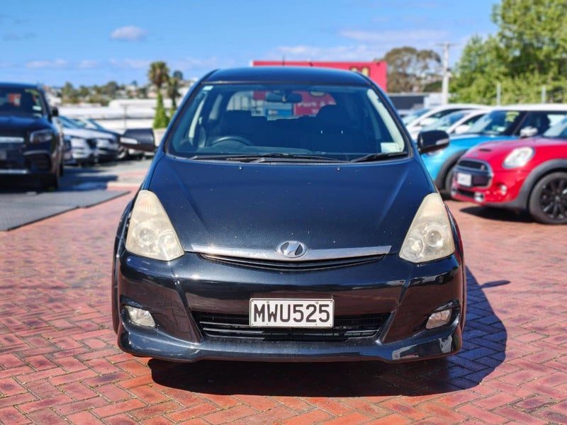 2007 Toyota Wish 7 Seats, photo 2