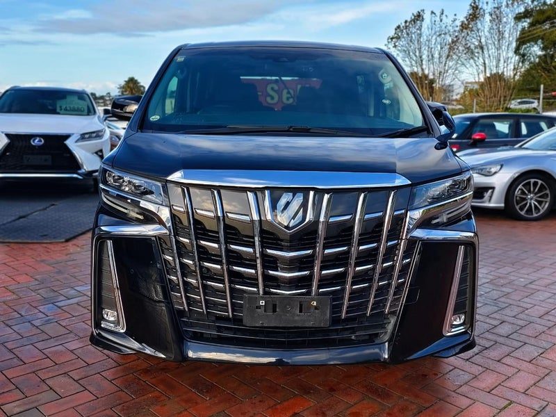 2020 Toyota Alphard, photo 2
