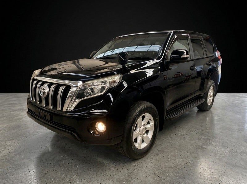 2015 Toyota Land Cruiser Prado TX 7 Seater, photo 3