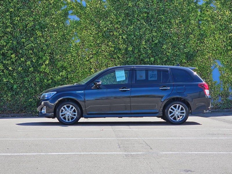 2013 Toyota Corolla Fielder, photo 3