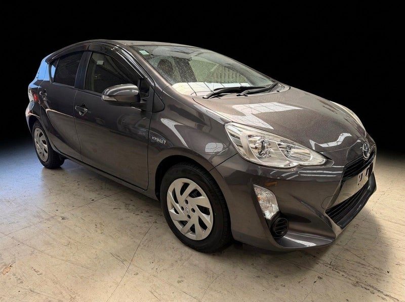 2015 Toyota Aqua S