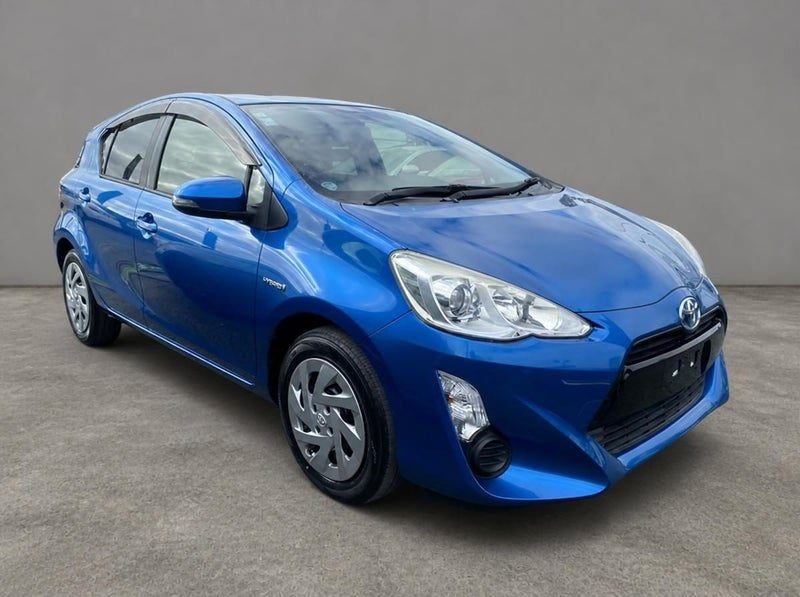 2015 Toyota Aqua S