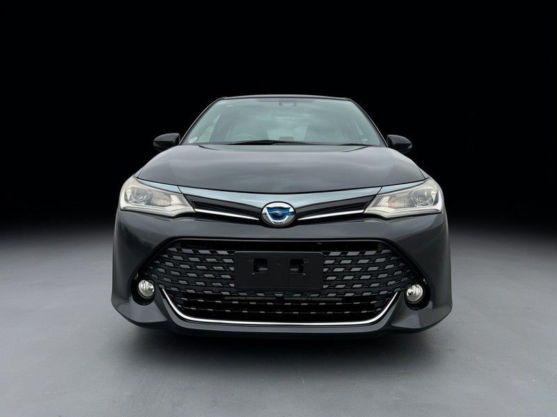 2015 Toyota Corolla Fielder WXB Hybrid, photo 2