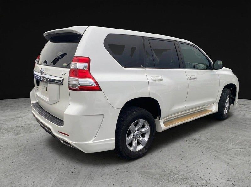 2017 Toyota Land Cruiser Prado, photo 2