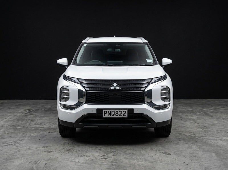 2022 Mitsubishi Outlander LS 2.5P/4WD/CVT, photo 2