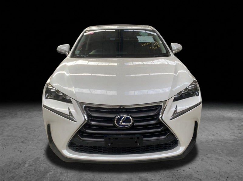2014 Lexus NX 300h I-Package, photo 2