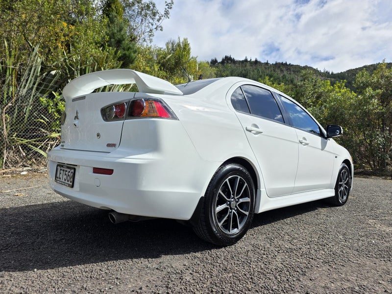 2018 Mitsubishi Lancer Gsr 2.0P/Cvt, photo 2