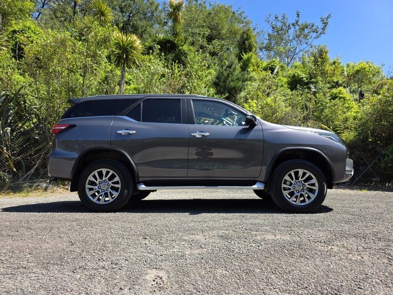 2023 Toyota Fortuner Limited 2.8Dt/4Wd, photo 2