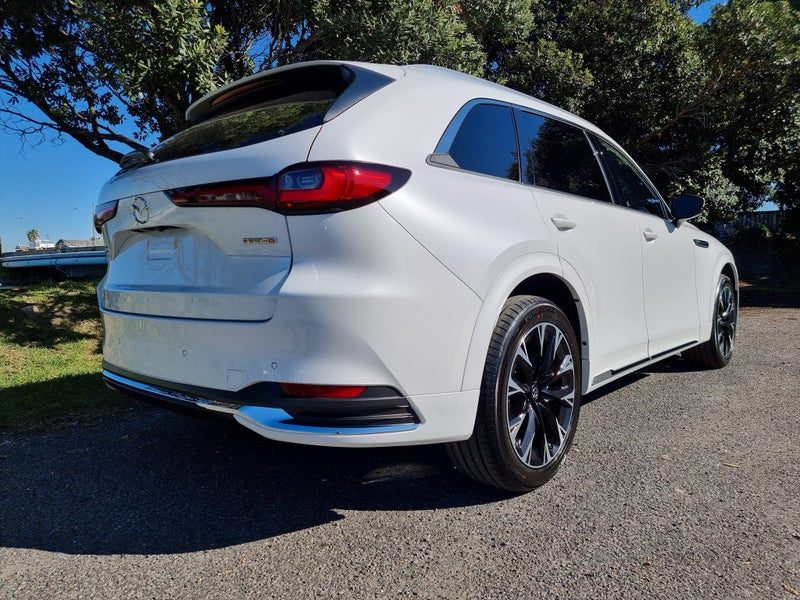 2026 Mazda CX-90 AWD TAKAMI 3.3L 8AT M HYBRID, photo 3