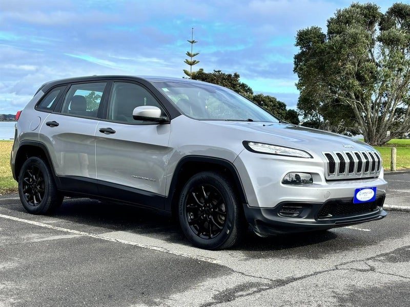 2016 Jeep Cherokee 2.4P Sport, photo 2