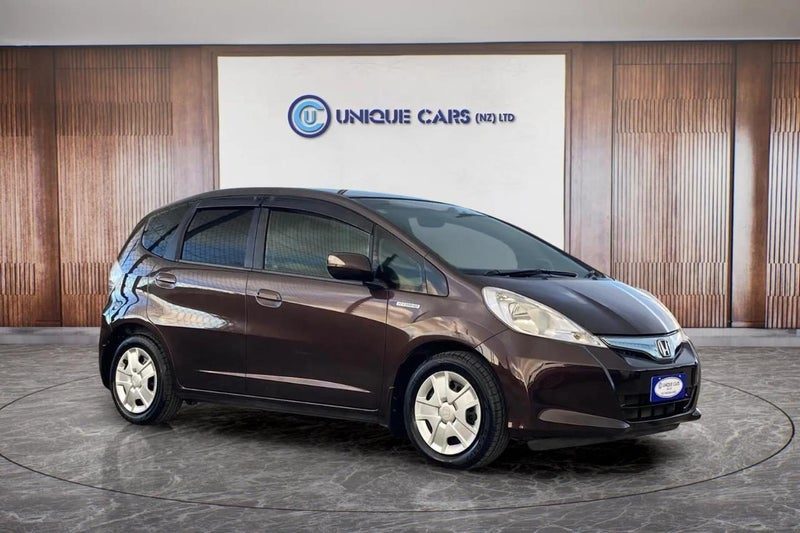 2012 Honda Fit Hybrid Smart Selection, photo 3
