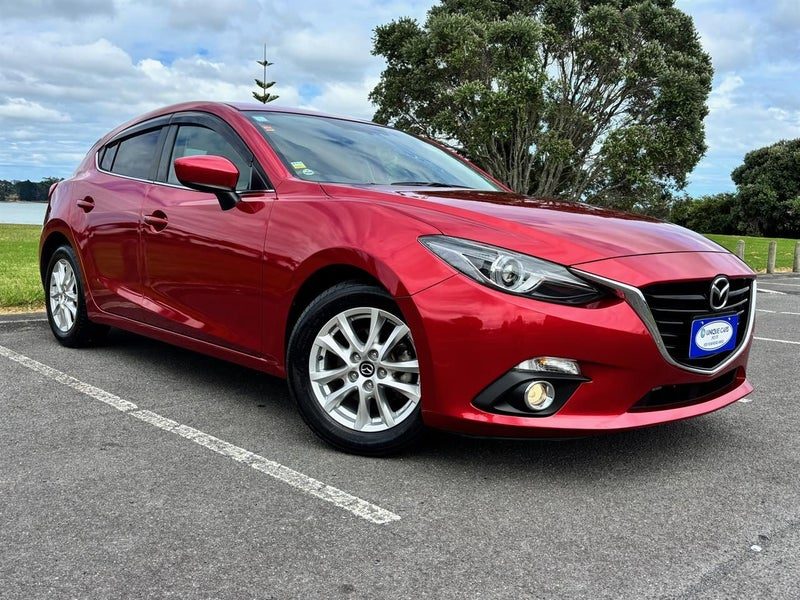 2014 Mazda Axela 15S Skyactiv