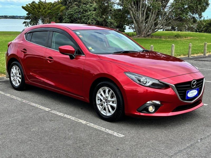 2014 Mazda Axela 15S Skyactiv, photo 3