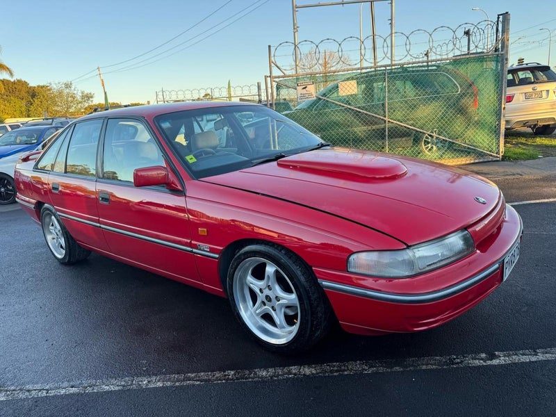 1993 Holden Commodore VP 3.8 V6, photo 3