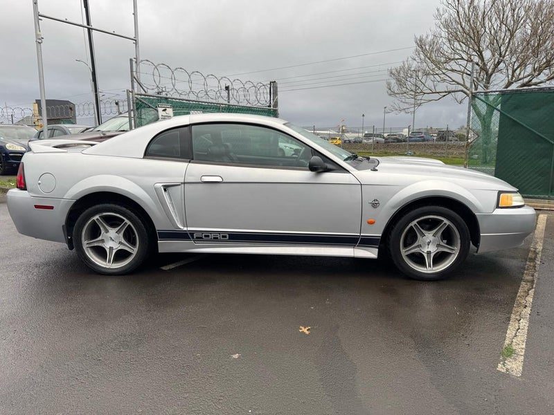 1999 Ford Mustang GT 35th anniversary, photo 3