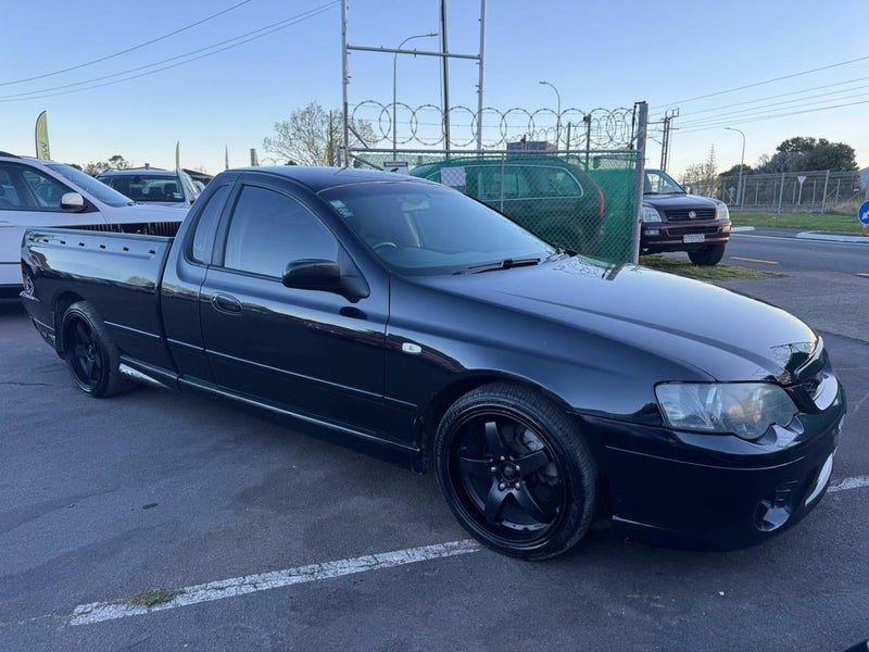 2006 Ford Falcon XR6 BF ute, photo 3