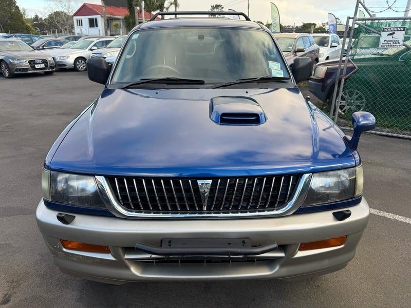 1998 Mitsubishi Challenger, photo 2