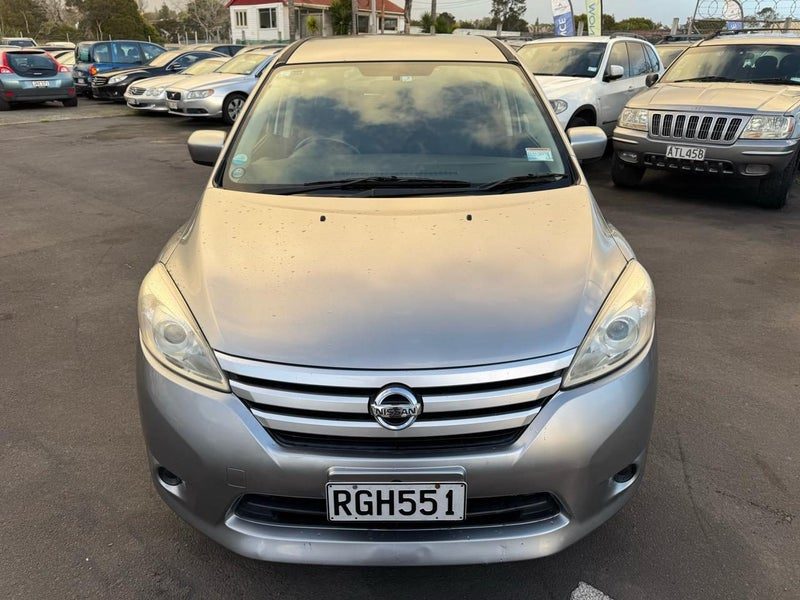 2013 Nissan Lafesta, photo 2