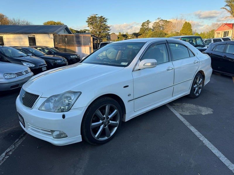 2004 Toyota Crown ATHLETE