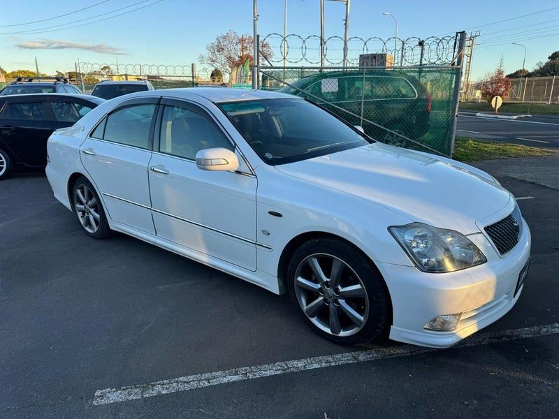 2004 Toyota Crown ATHLETE, photo 3