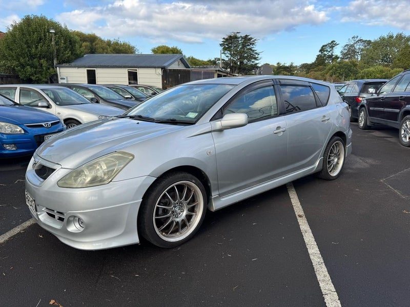 2005 Toyota Caldina 2.0 Sunroof! Bluetooth!