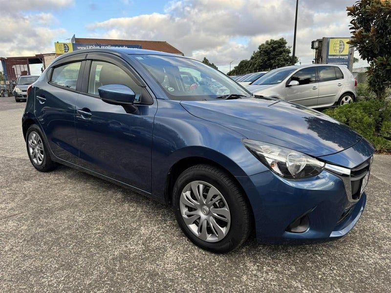 2017 Mazda Demio Skyactiv, photo 3