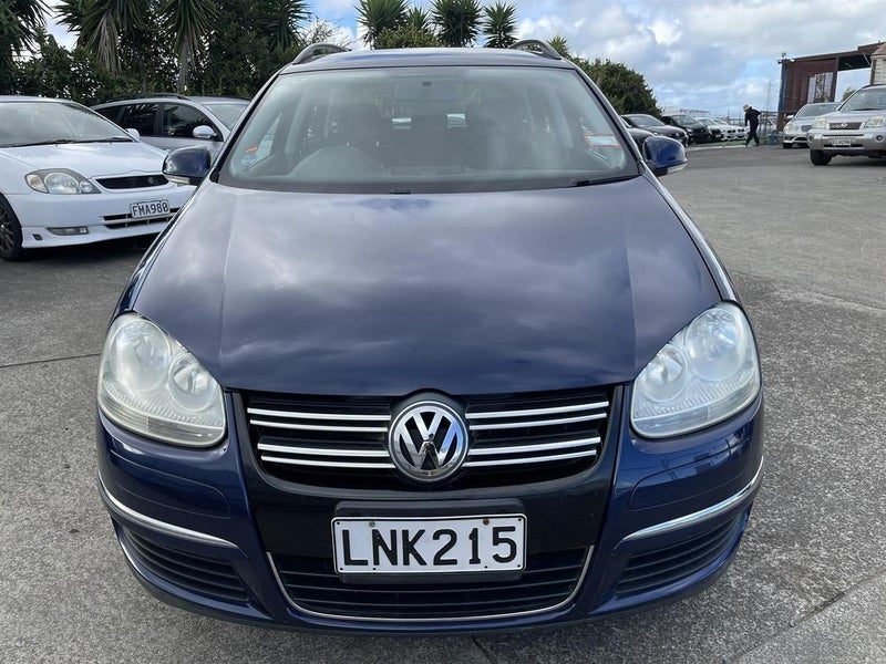 2009 Volkswagen Golf Variant 1.4L turbo Low kms!, photo 2