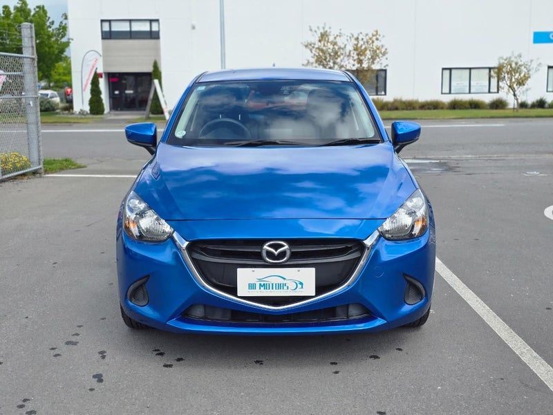 2017 Mazda Demio 13C Push Button Start, photo 2