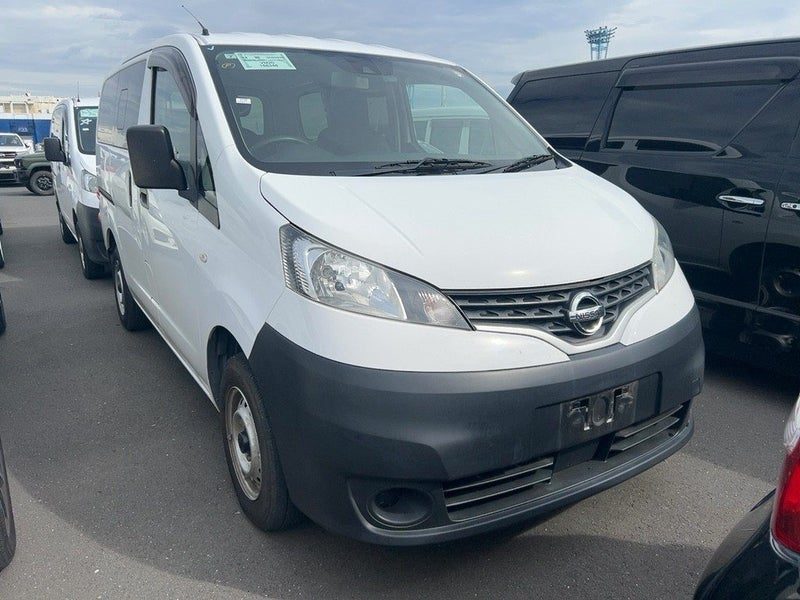 2021 Nissan NV200 DX