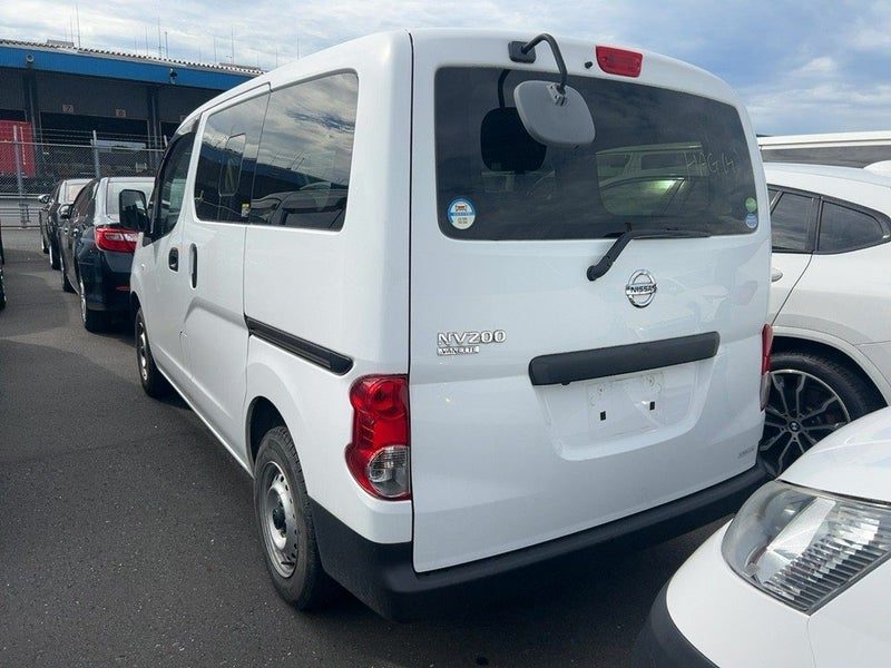 2021 Nissan NV200 DX, photo 2
