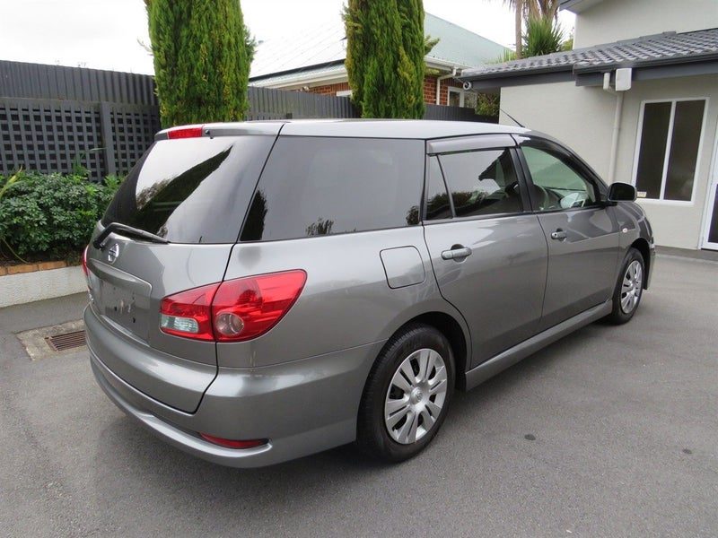 2015 Nissan Wingroad 15S, photo 3