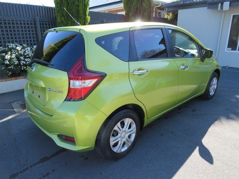 2017 Nissan Note E- POWER, photo 3