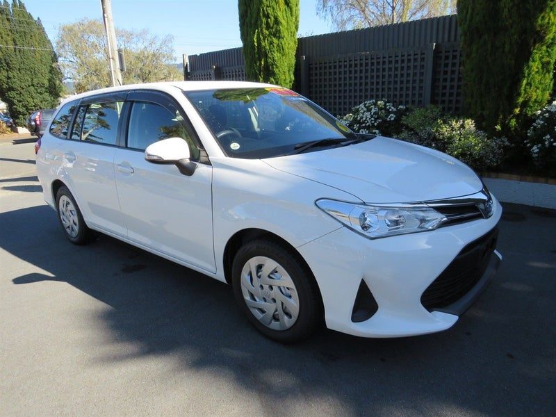 2022 Toyota Corolla Fielder Hybrid